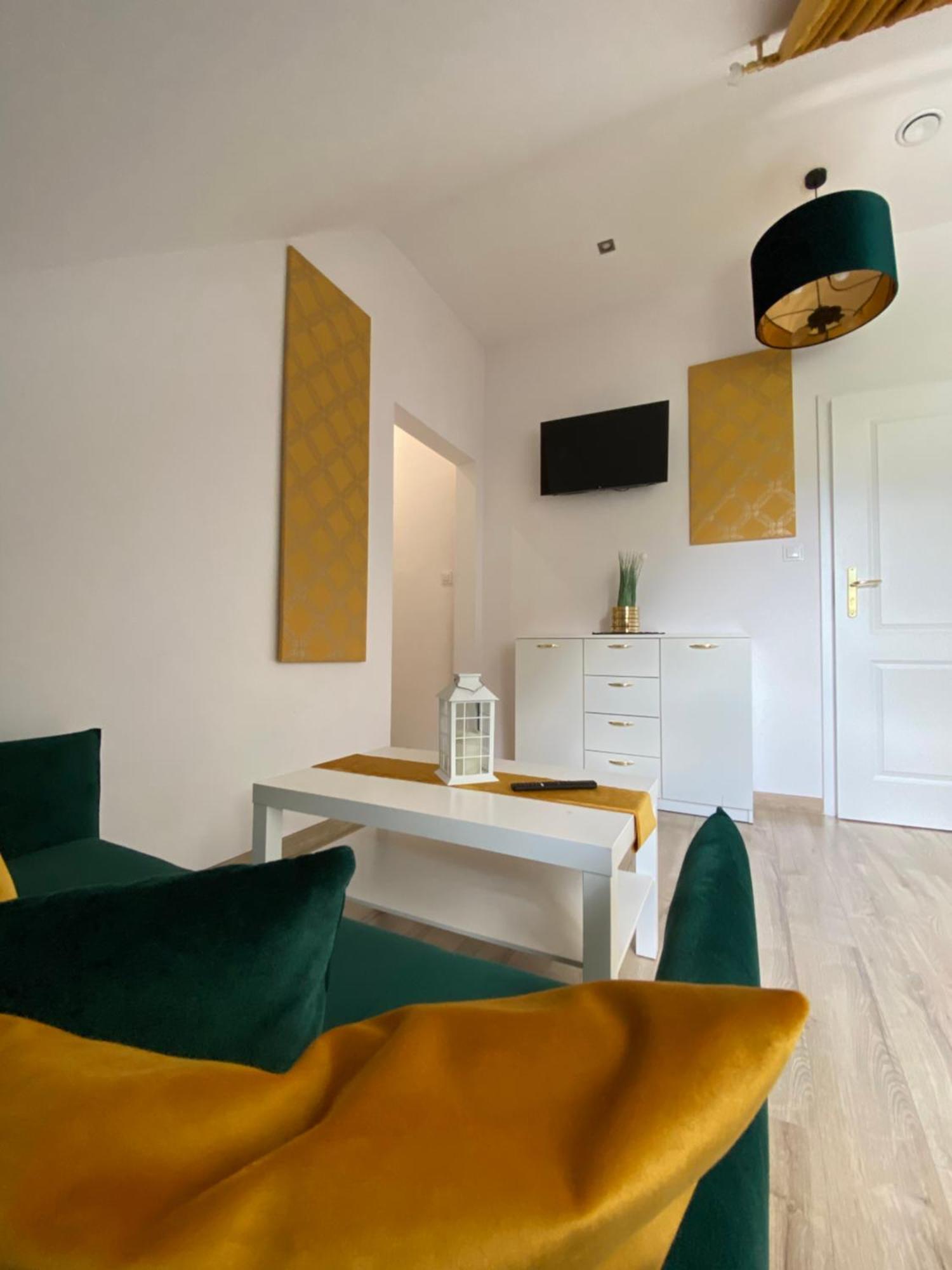קרפאז' Apt Fiona2 Centrum700M Parking Bezplatny Monitorowany Salon Tv Sypialnia Tv Lazienka Kuchnia Rekuperacja מראה חיצוני תמונה